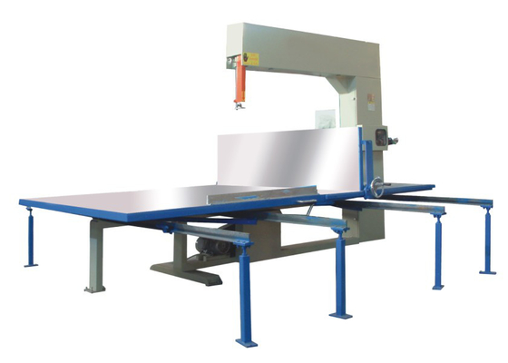 CE verticale della tagliatrice della schiuma dell'unità di elaborazione di altezza di 1.74kw 1200mm in strato