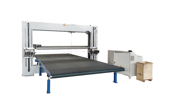 Lama d'oscillazione 6kw automatico dell'unità di elaborazione della spugna di CNC della schiuma orizzontale della tagliatrice