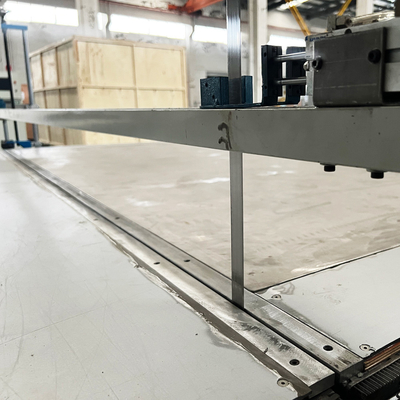 Velocità veloce 600mm della spugna del PE della schiuma della macchina verticale automatica della taglierina