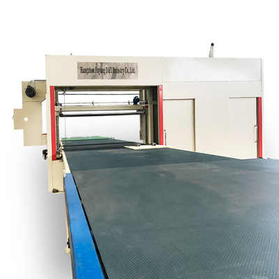 Macchina di taglio di schiuma a ciclo CNC a basso costo DT 0 - 6m/min