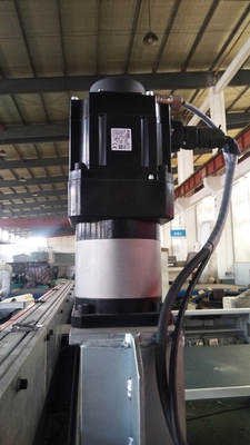 Controllo di computer verticale della tagliatrice della schiuma di contorno di CNC