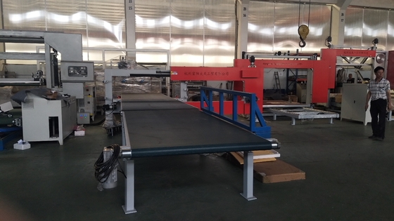Controllo di computer verticale della tagliatrice della schiuma di contorno di CNC
