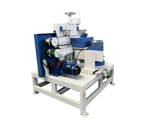 Macchina di rettifica automatica a forma di spugna nella linea di produzione di spugne abrasive per lavaggio dei piatti