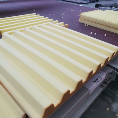 Macchina di taglio CNC a spugna orizzontale per schiuma PU Lattex Basotect Composite Foam