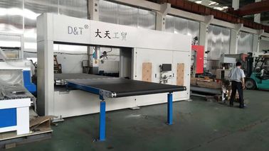 Macchina verticale della schiuma di poliuretano del lattice di CNC con il coltello di giro