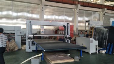 2D verticale flessibile e orizzontale di CNC della tagliatrice della schiuma dell'unità di elaborazione del sofà di taglio