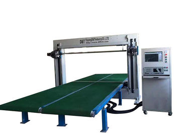 Macchina automatica a macchina d'oscillazione della schiuma di poliuretano di CNC della taglierina della lama di precisione
