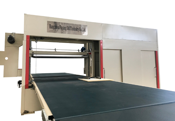 La tagliatrice dritta della spugna di CNC 40m/Min 3D modella per schiuma flessibile