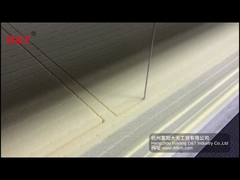 Macchina di taglio di schiuma in PU verticale ad alte prestazioni con coltello a filo a 5 ruote